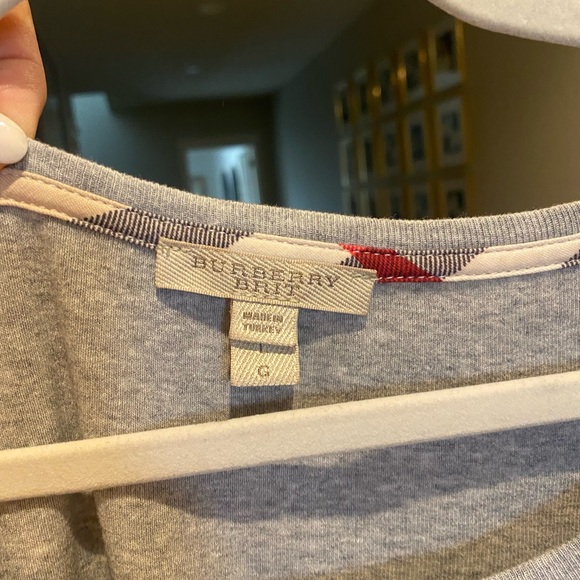 Burberry grey 3/4 length pullover top - Picture 2 of 3